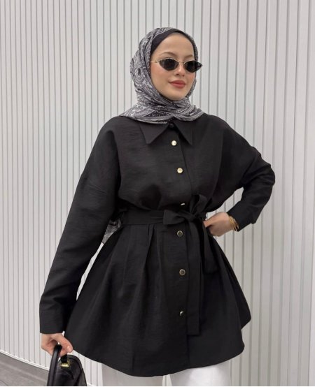 قميص بارد ومريح باللون الاسود
