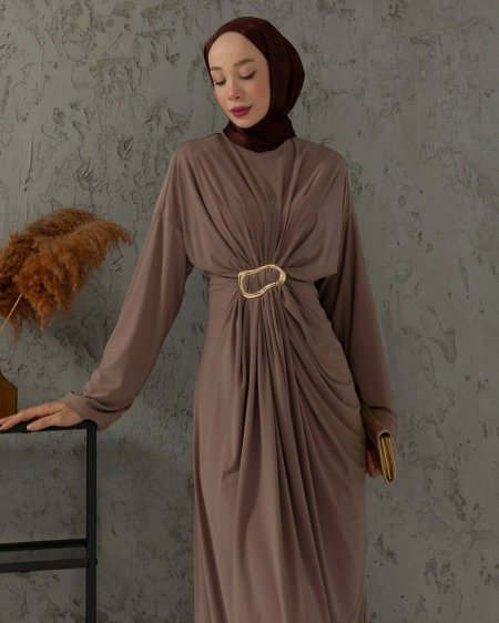 فستان لايكرا باللون الموكا